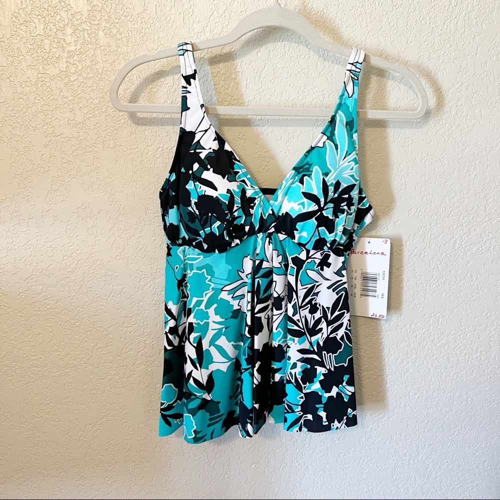 Penbrooke Patterned Tankini Swimsuit Top